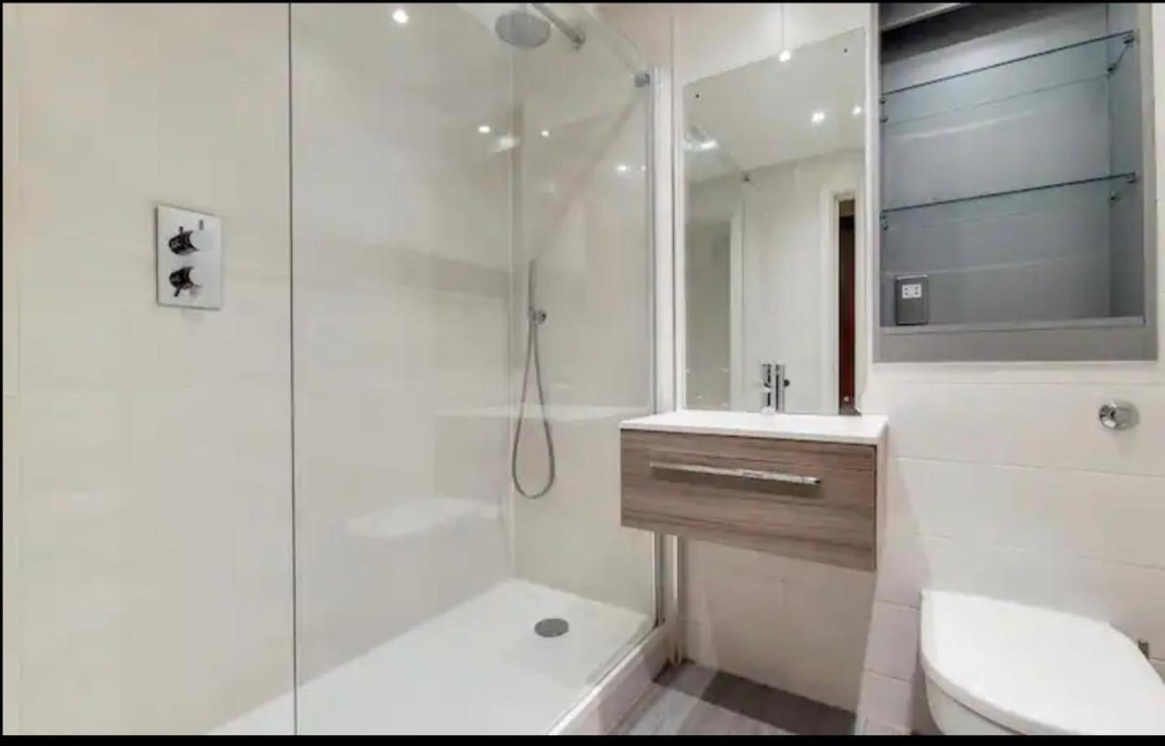 Luxury Apartment Riverside London Exteriör bild